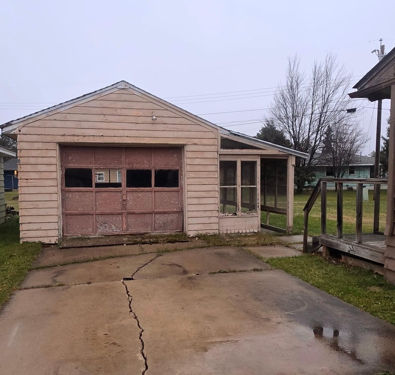 31 S Erie St, Aurora, MN 55705