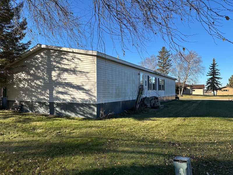 760 Falcon St, Audubon, MN 56511