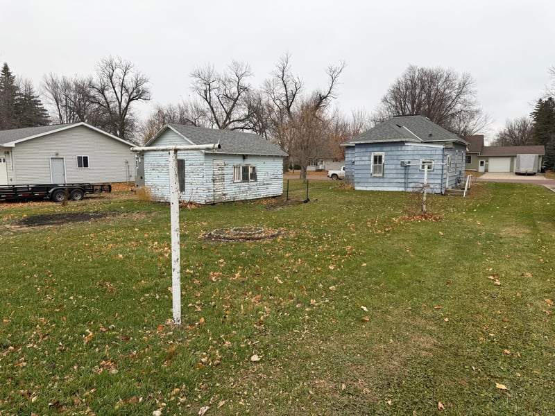 536 Cedar Ave, Westbrook, MN 56183