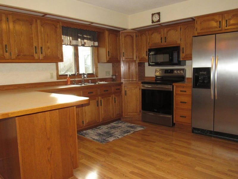 411 Front St E, Fulda, MN 56131