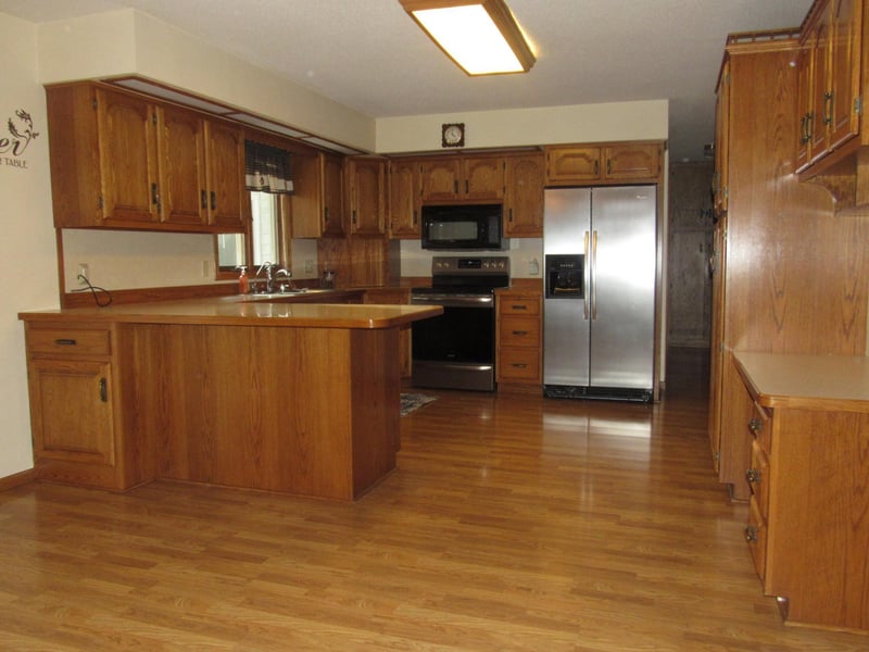 411 Front St E, Fulda, MN 56131