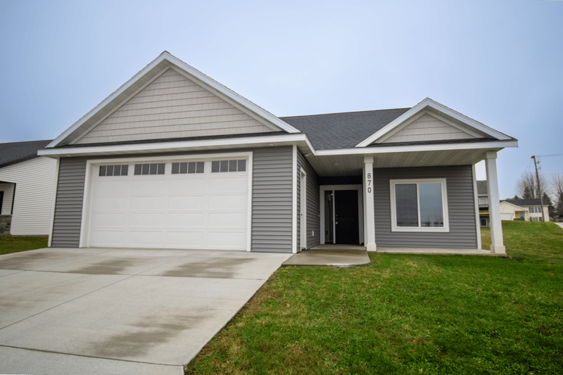 870 Bucknell Ln SE, Stewartville, MN 55976