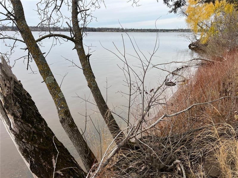 000 Maple Knoll Rd, Pine City, MN 55063