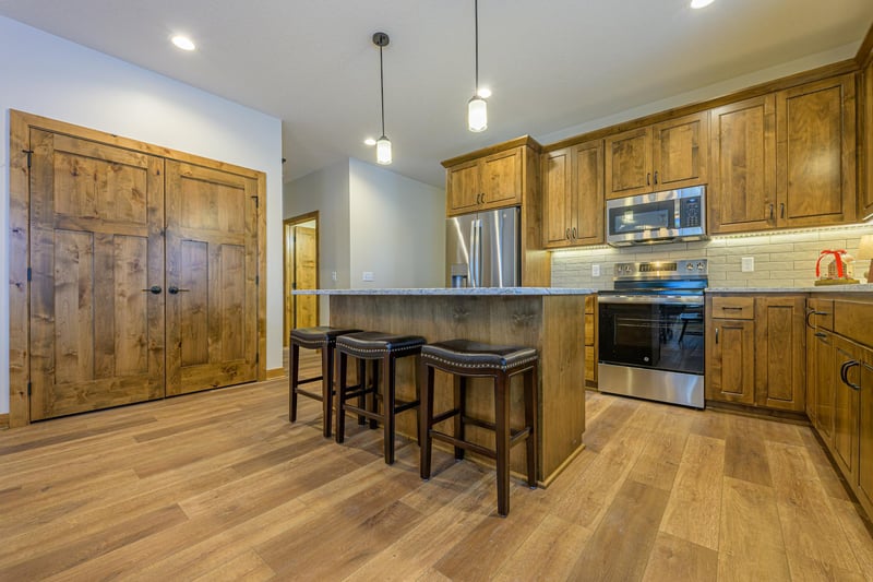 1332 Bradford Street Se, Hutchinson, MN 55350