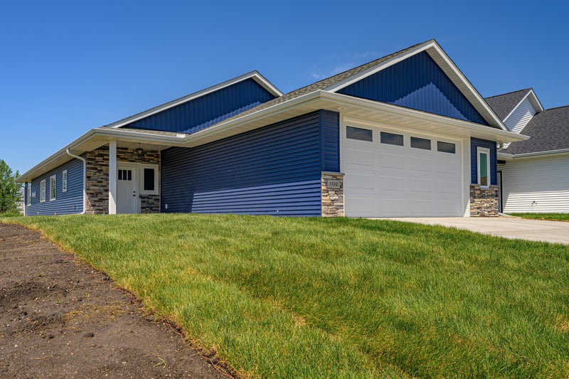 1332 Bradford Street Se, Hutchinson, MN 55350