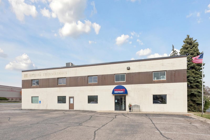 1 Premier Dr, Long Lake, MN 55356