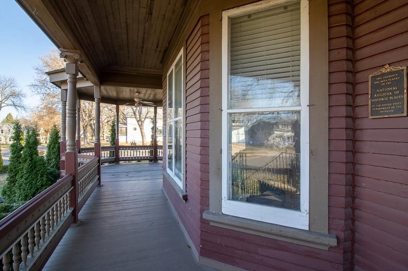 522 2nd Ave NE, Waseca, MN 56093