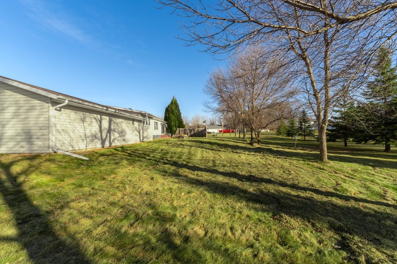 101 243rd St S, Hawley, MN 56549
