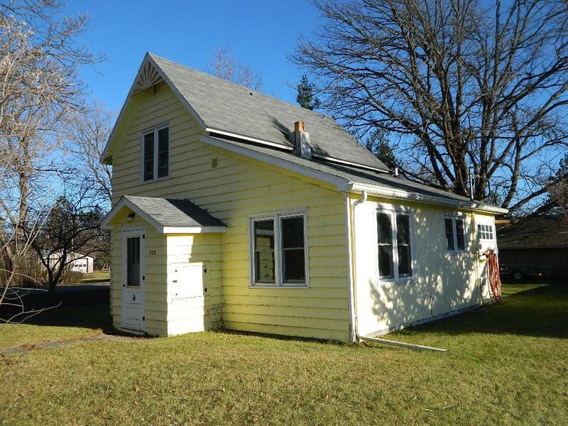 720 Spruce St, Littlefork, MN 56653