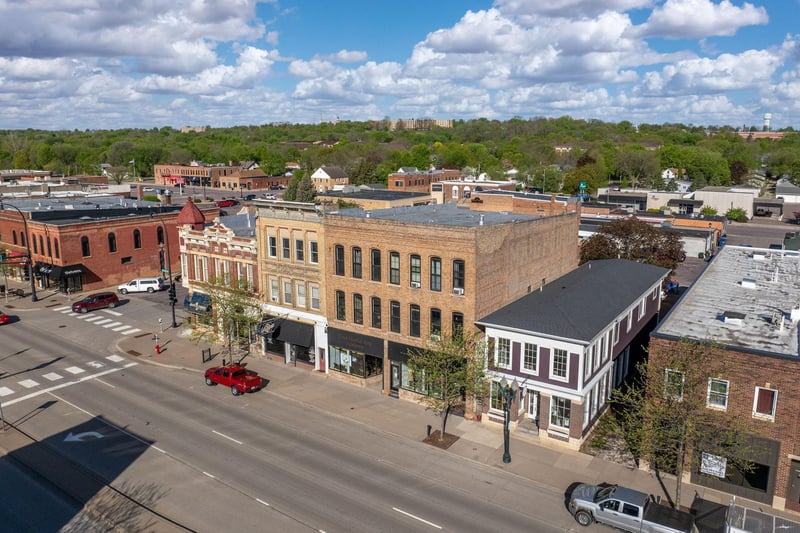 216 S Minnesota Ave, Saint Peter, MN 56082