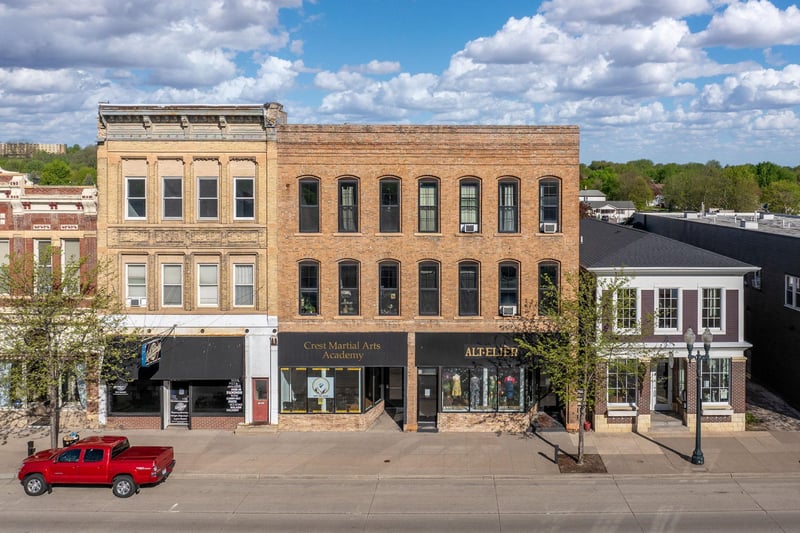 216 S Minnesota Ave, Saint Peter, MN 56082