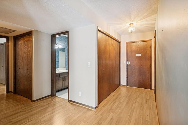 9600 Portland Ave S #109, Bloomington, MN 55420