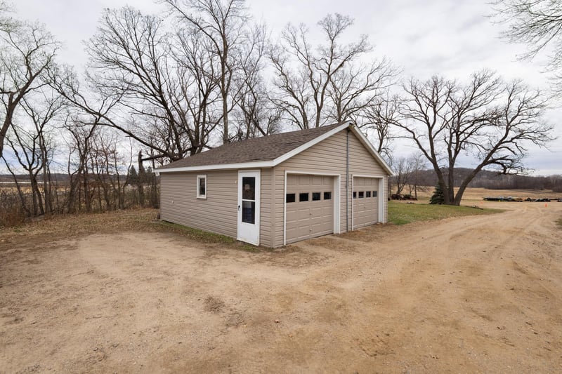 20468 Appaloosa Rd, Pelican Rapids, MN 56572