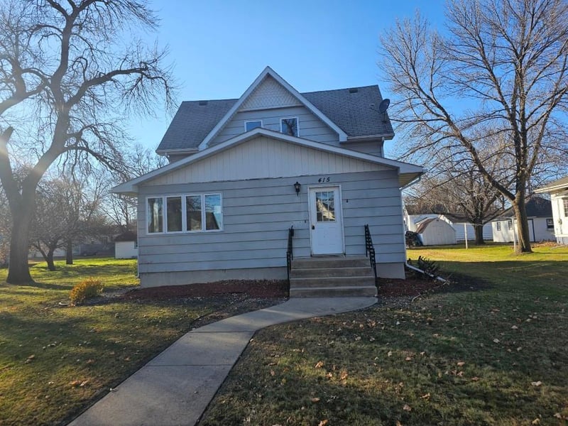 415 Central Ave, Madison, MN 56256