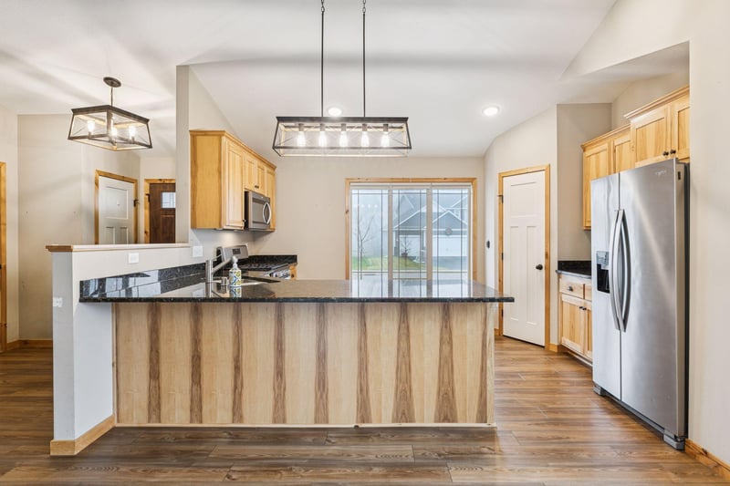 2113 21st Ave S, Lino Lakes, MN 55038