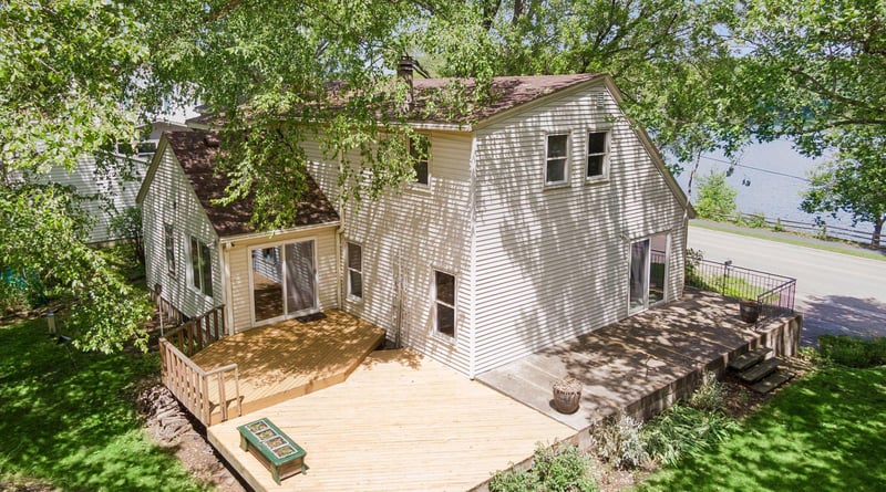 338 Mccarrons Blvd S, Roseville, MN 55113