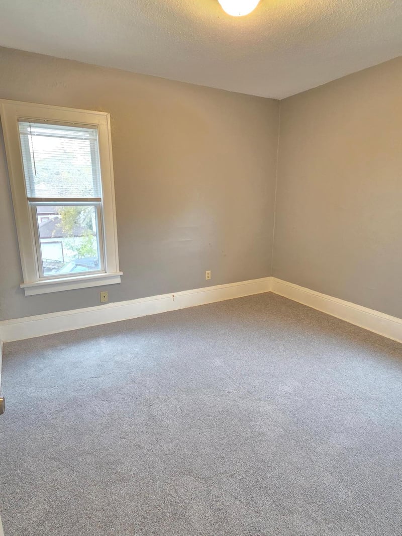 1411 Upton Ave N, Minneapolis, MN 55411