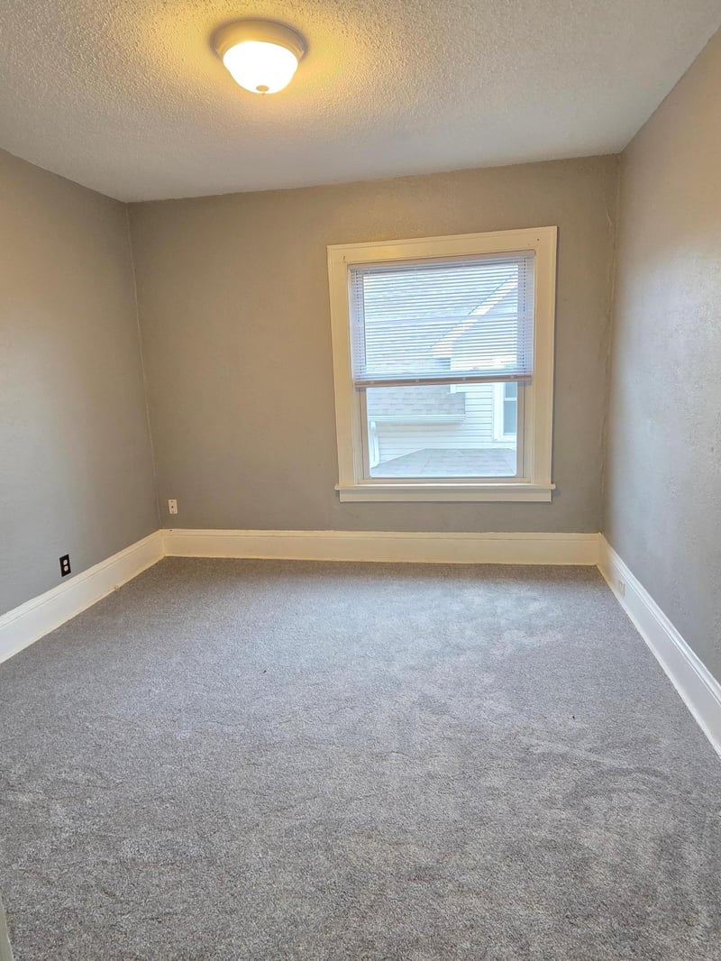 1411 Upton Ave N, Minneapolis, MN 55411