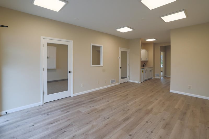 2980 Rice St, Little Canada, MN 55113