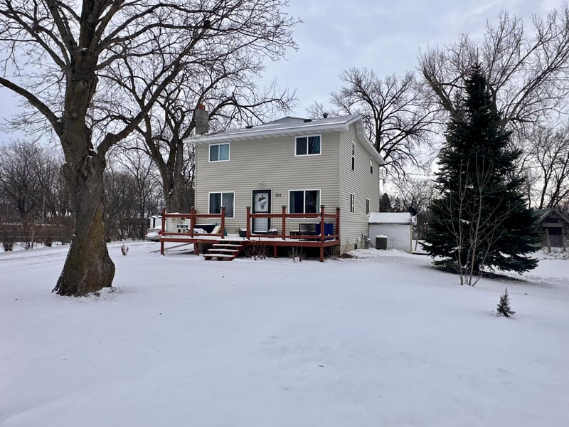 101 Axel Ave E, Grove City, MN 56243