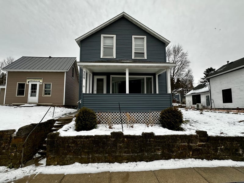 309 Coffee St, Lanesboro, MN 55949