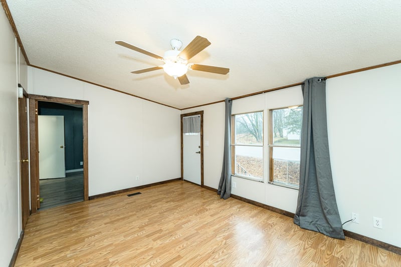 10 Park Dr NW, Eyota, MN 55934