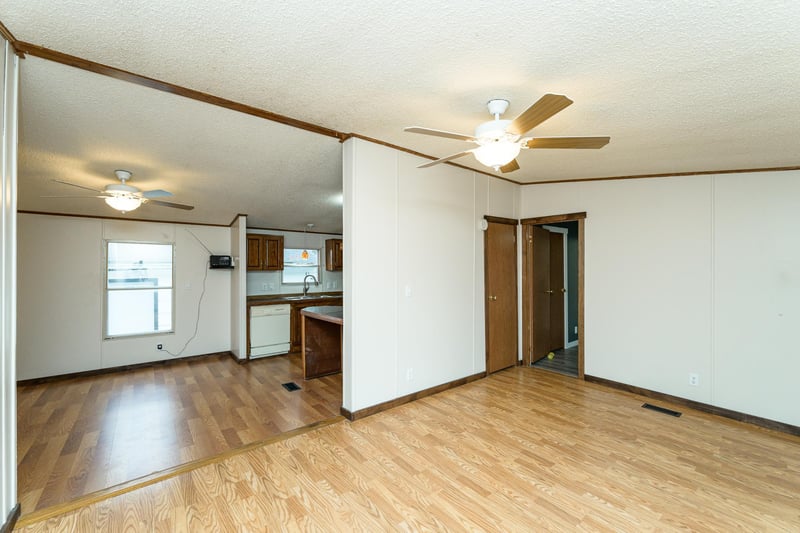 10 Park Dr NW, Eyota, MN 55934