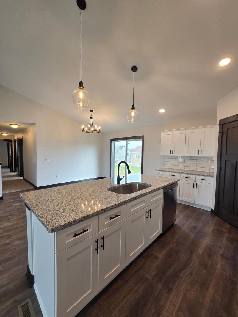 320 Falcon Rn, Eagle Lake, MN 56024