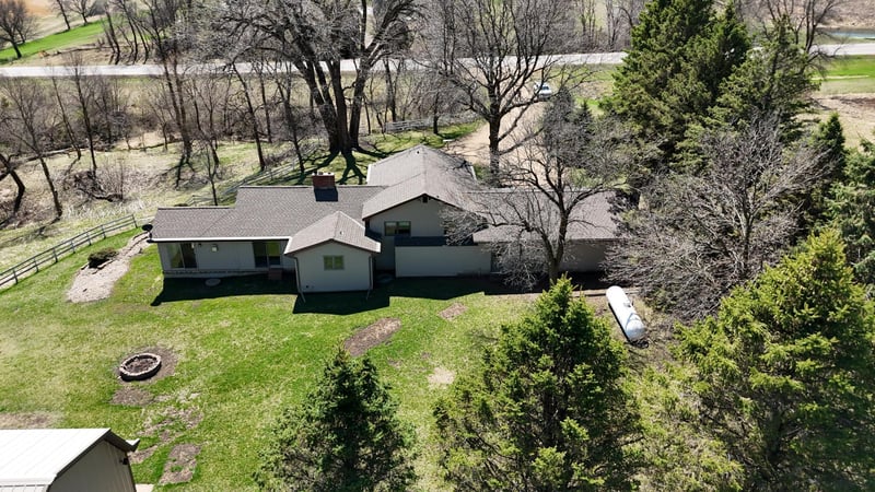 45722 County Road 15, Windom, MN 56101