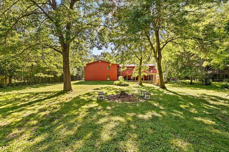 8135 Long Lake Rd, Mounds View, MN 55112