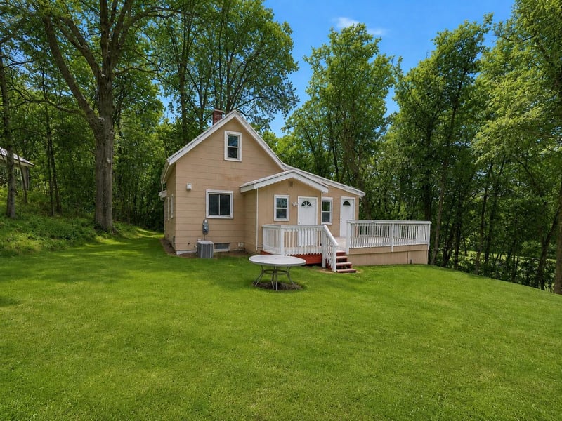 9350 Roy Rd, Delano, MN 55328