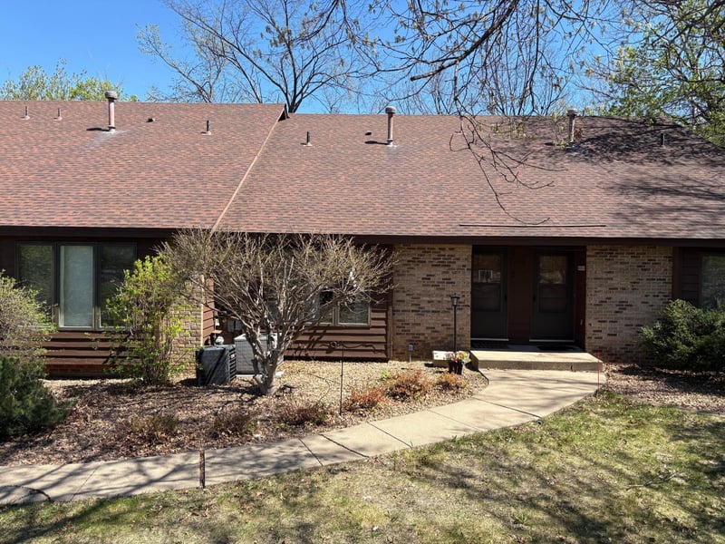3902 Rahn Rd, Eagan, MN 55122
