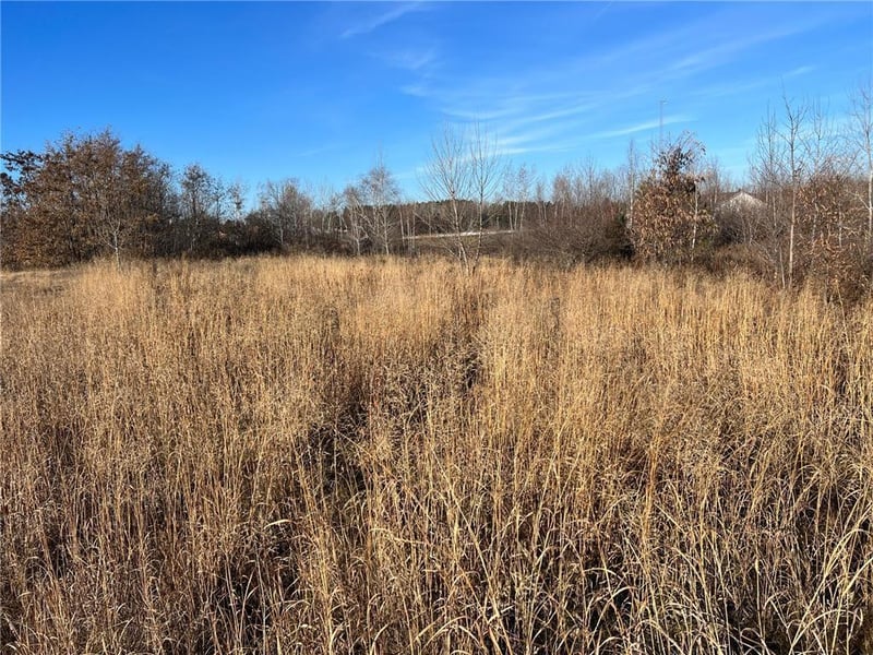 101 Morris Ave, Hinckley, MN 55037