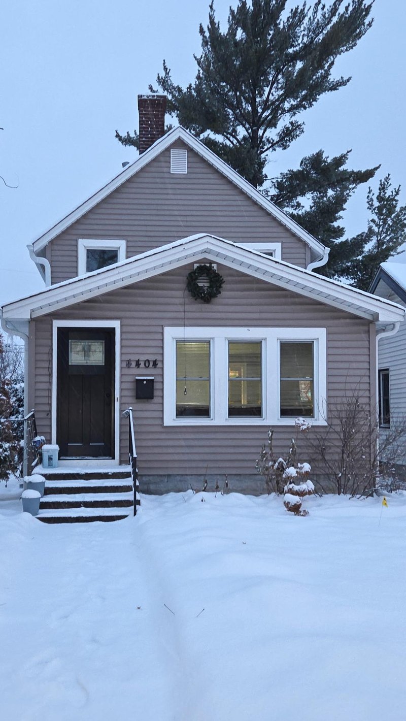 4404 Clinton Ave, Minneapolis, MN 55419
