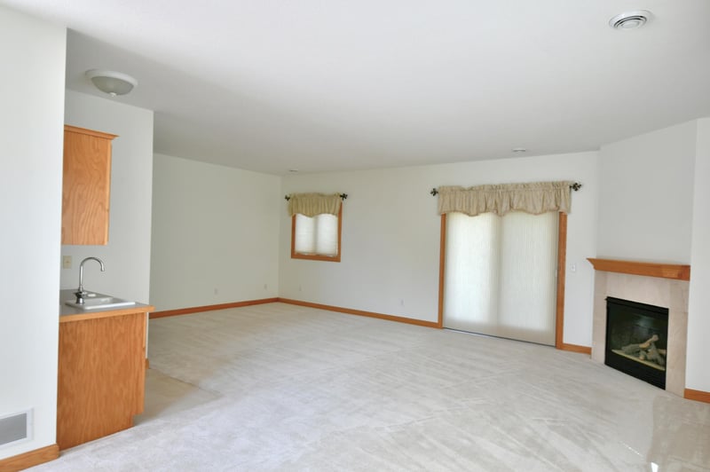 530 Lakeside Bay Dr S, Bayport, MN 55003
