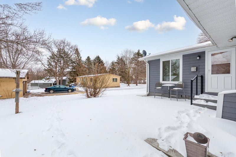 505 3rd St, Cleveland, MN 56017