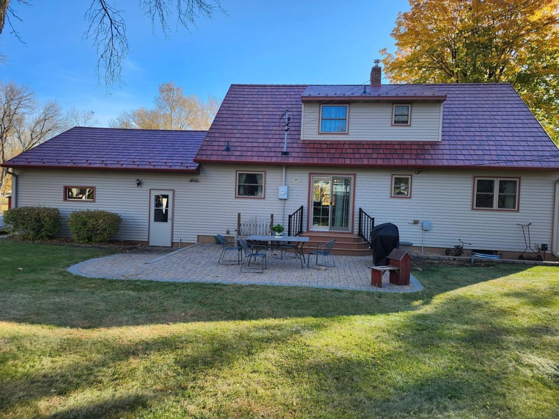 330 1st St W, Lake Lillian, MN 56253
