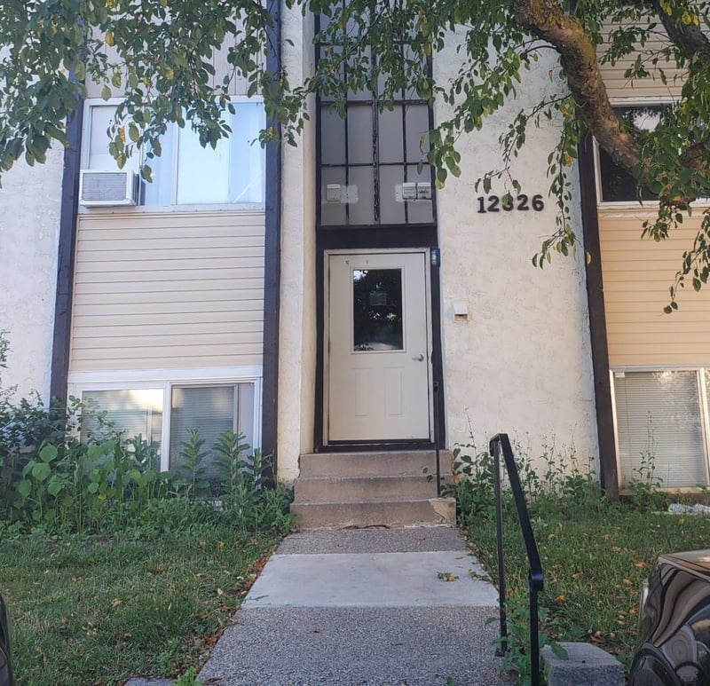 12826 Nicollet Ave #202, Burnsville, MN 55337