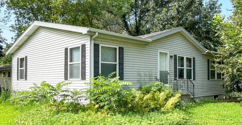 310 E Scott St, Jeffers, MN 56145