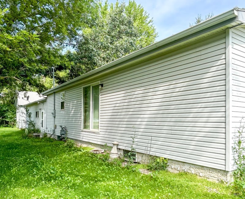 310 E Scott St, Jeffers, MN 56145