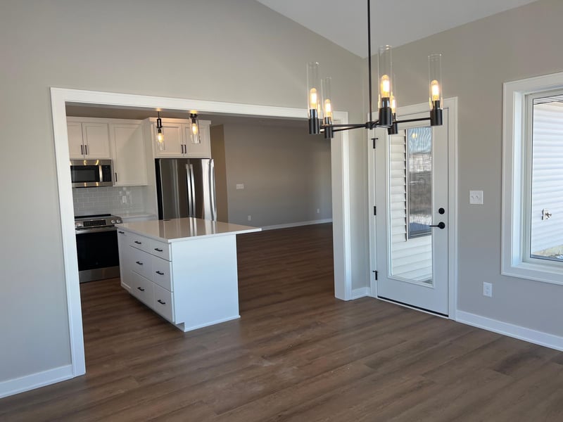 2306 Elk Run Dr SE, Pine Island, MN 55963