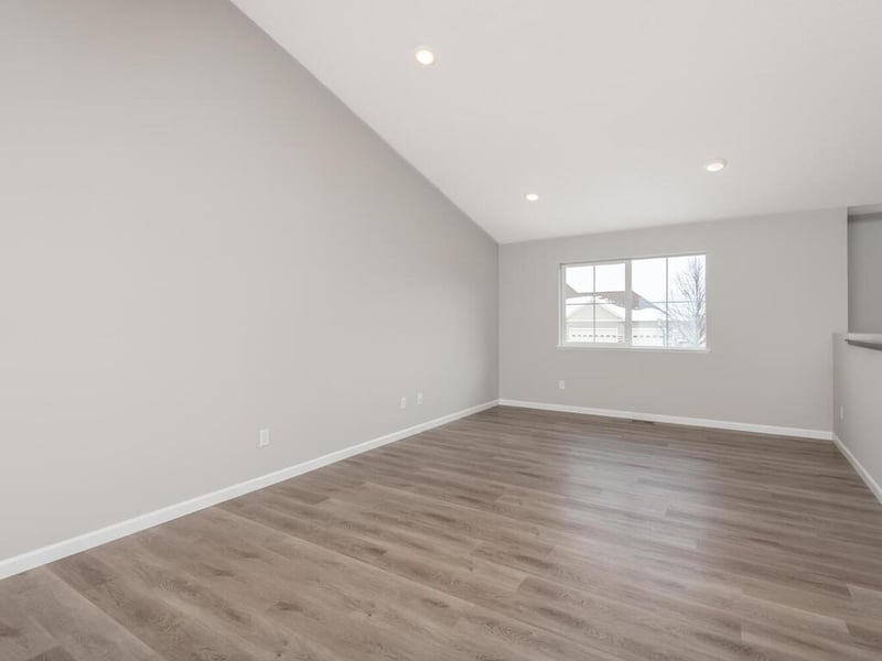 425 Emma St, Norwood Young America, MN 55368