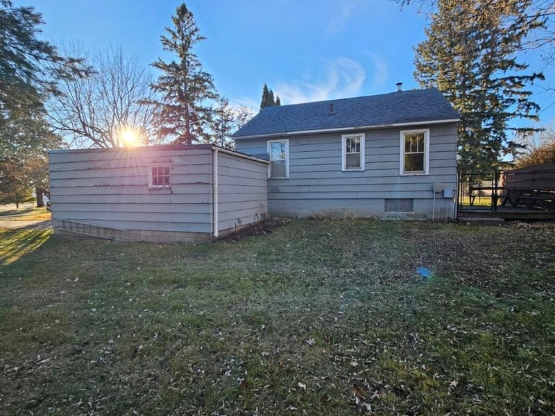 118 Getchell Ave NE, Bagley, MN 56621