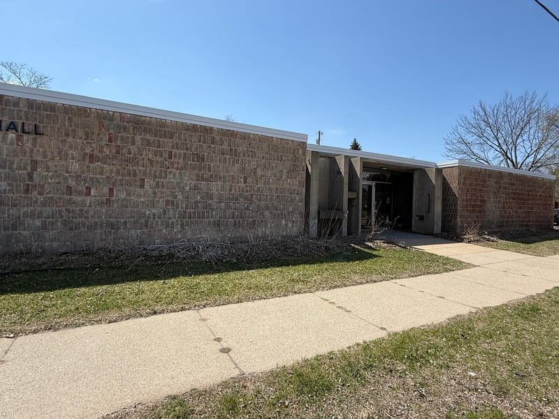 1204 7th St S, Saint Cloud, MN 56301