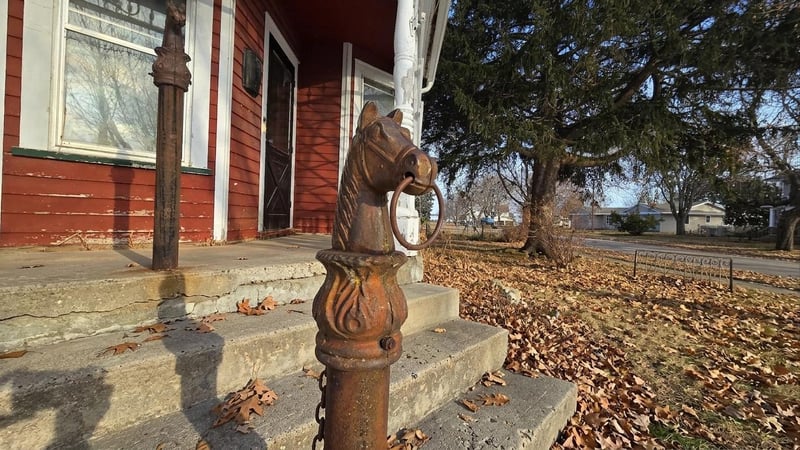 315 W Newburg Ave, Mabel, MN 55954