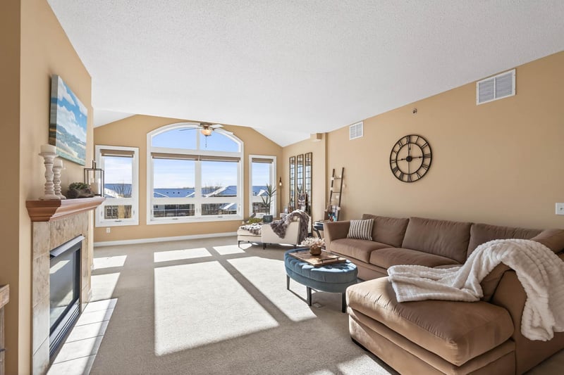 2670 Kelley Pw #317, Orono, MN 55356