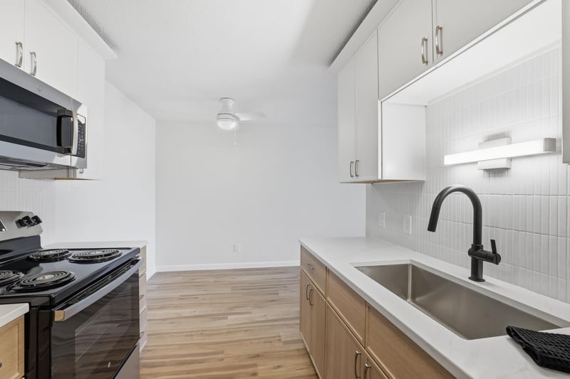 14630 Garrett Ave #611, Apple Valley, MN 55124