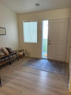 1037 Village Ln, Detroit Lakes, MN 56501