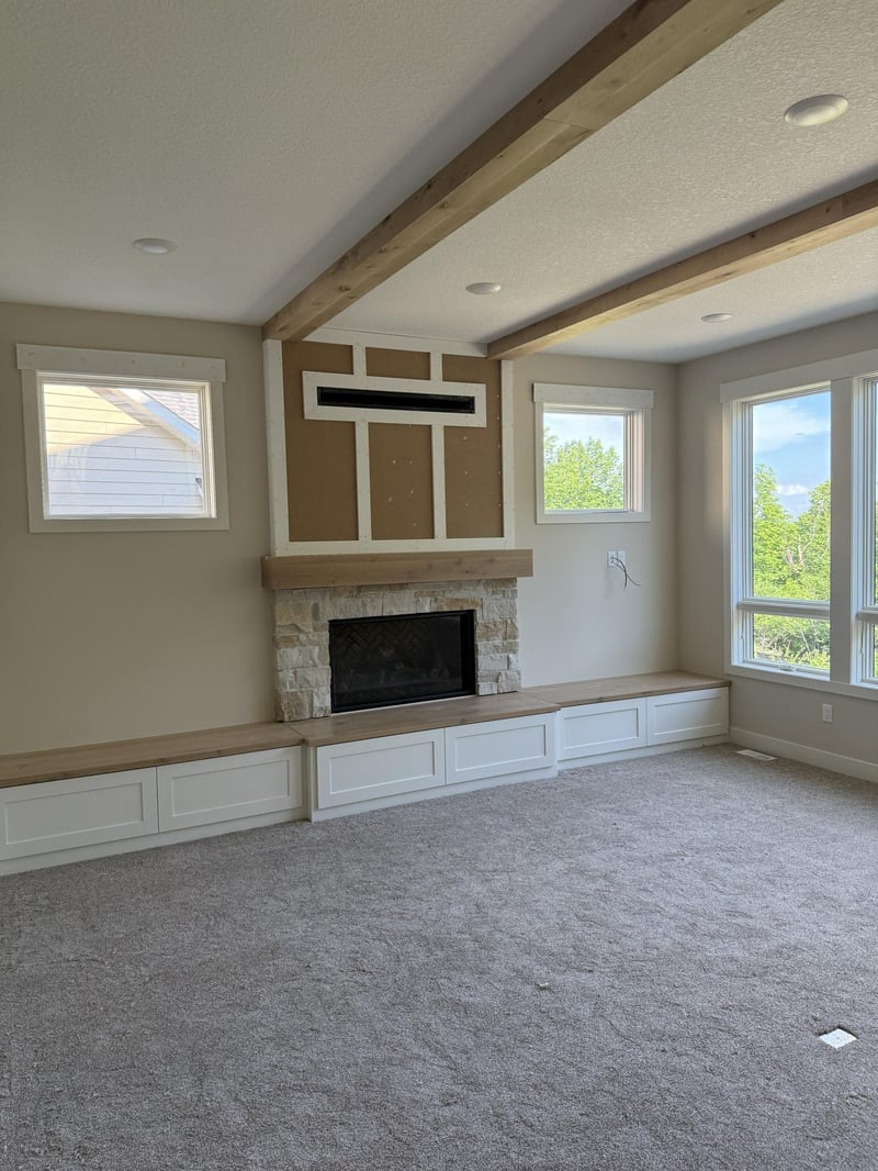 3741 Brookside Dr, Chaska, MN 55367