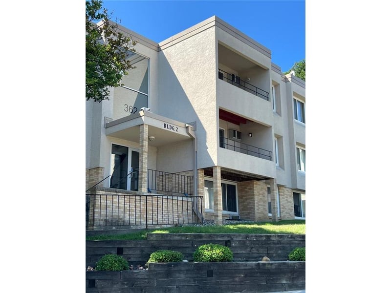 362 Elton Hills Dr NW #18, Rochester, MN 55901